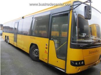 Autobús suburbano Volvo 8700 B12BLE: foto 1