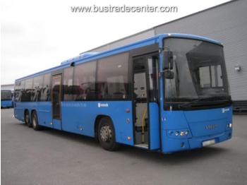 Autobús suburbano Volvo CARRUS 8700 LE B12BLE: foto 1