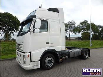 Cabeza tractora Volvo FH 12.420: foto 1