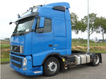 Cabeza tractora Volvo FH 13.400 EURO 5 MEGA X-LOW: foto 1