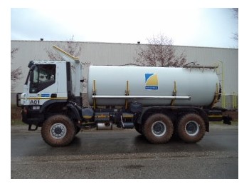 Camión cisterna Iveco 380 TRAKKER 6x6: foto 1