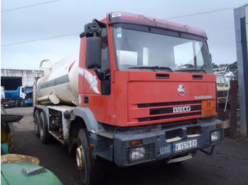 Camión cisterna Iveco  Eurotrakker 260-30 11000 km: foto 1