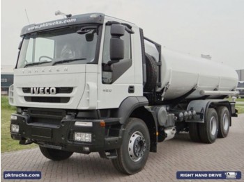 Camión cisterna nuevo Iveco Trakker AD380T42H: foto 1