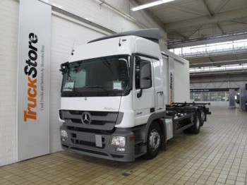 Camión portacontenedore/ Intercambiable Mercedes-Benz Actros 2541 L,6x2: foto 1