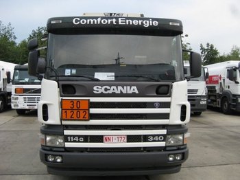 Camión cisterna para transporte de combustible SCANIA: foto 1