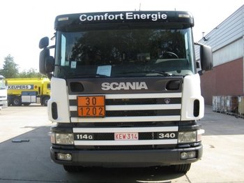 Camión cisterna para transporte de combustible SCANIA: foto 1