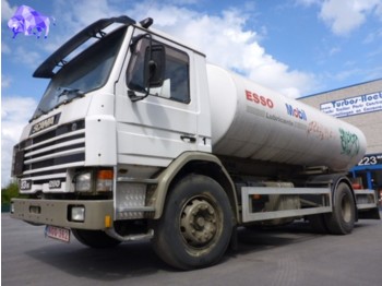 Camión cisterna Scania 93 280 Euro 1: foto 1