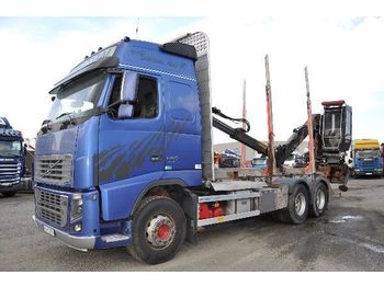 Camión para transporte de madera Volvo FH16 580 6X4 med kran: foto 1