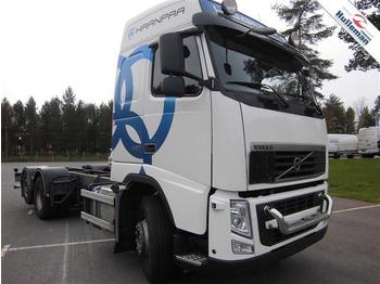 Camión chasis Volvo FH460 - EXPECTED WITHIN 2 WEEKS - 6X2 CHASSIS EU: foto 1