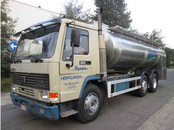 Camión cisterna Volvo FL10 320 17.500L Tank: foto 1