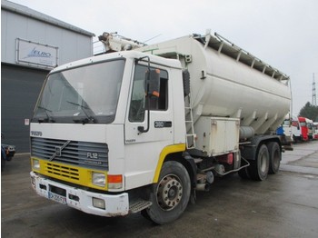 Camión cisterna Volvo FL 12 - 380 (20.000 L): foto 1