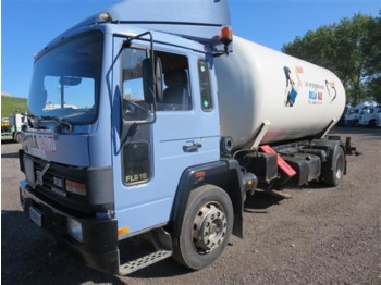 Camión cisterna Volvo FL 6: foto 1
