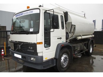 Camión cisterna para transporte de combustible Volvo FL 619 TANK MAGYAR (11000L-4 comp.) -Steel susp.: foto 1