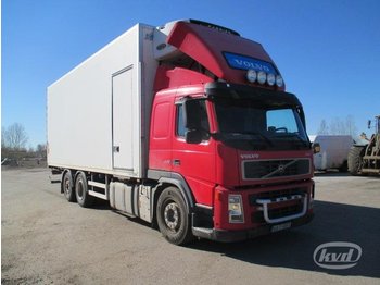 Camión caja cerrada Volvo FM440 6x2 Box (tail lift): foto 1