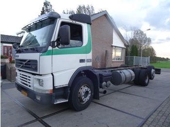 Camión chasis Volvo FM7-6X2 290 PK: foto 1