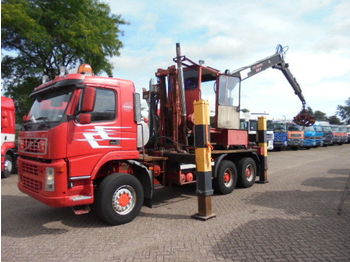 Camión para transporte de madera Volvo FM 12 420 6x6 manual with crane: foto 1