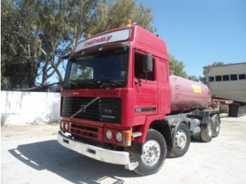 Camión cisterna Volvo TD121(8X2): foto 1