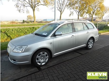 Coche Toyota Avensis 2.0 D-4D WAG: foto 1