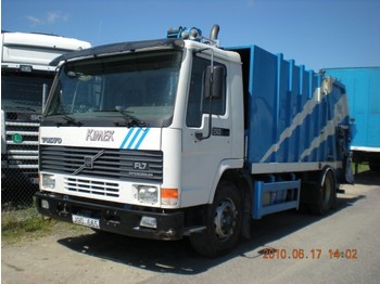 Camión de basura Volvo FL 7: foto 1