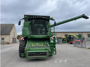 Cosechadora de granos JOHN DEERE T670