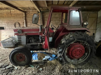 Tractor MASSEY FERGUSON 100 series