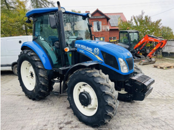 Tractor NEW HOLLAND