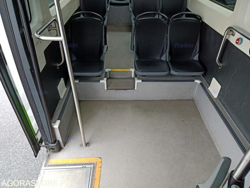 Autobús BUS-CAR SPRINTER MERCEDES - 2018 /322 653 KM - EZ765YH