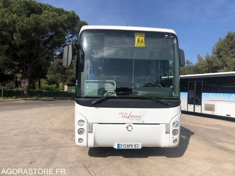 Autobús IRISBUS ARES 2003 352066 kms