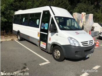 Minibús, Furgoneta de pasajeros IVECO A50C18: foto 1