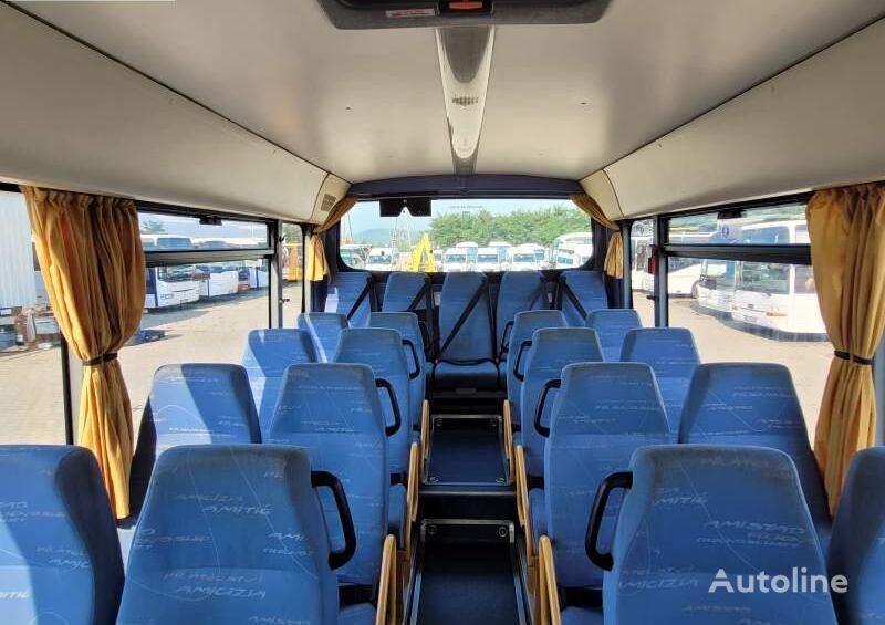 Autobús suburbano Irisbus RECREO / SPROWADZONY / 12 M / MANUAL: foto 29