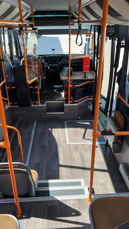Minibús, Furgoneta de pasajeros Iveco Rapido 70c18 ProBusR LE (wenig KM, Euro 6d): foto 13