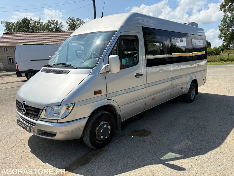 Minibús MERCEDES 413 DIESEL 17 PL - 2006 - 312 800 kms