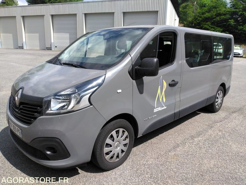 Minibús Renault Trafic 2017 114300 kms