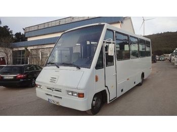 Autobús suburbano RENAULT BUS B120: foto 1