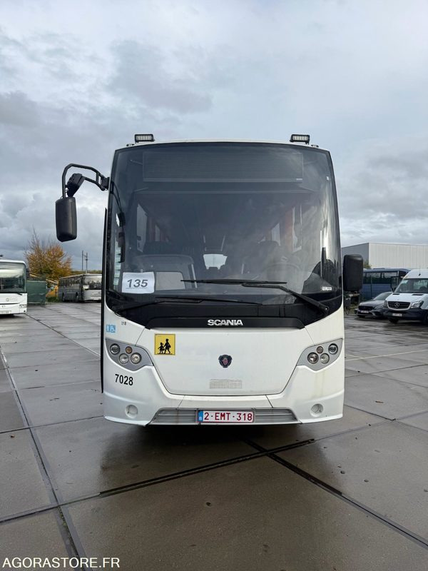 Autobús SCANIA OMNIEXPRESS + PMR - 2009 - 721 000km