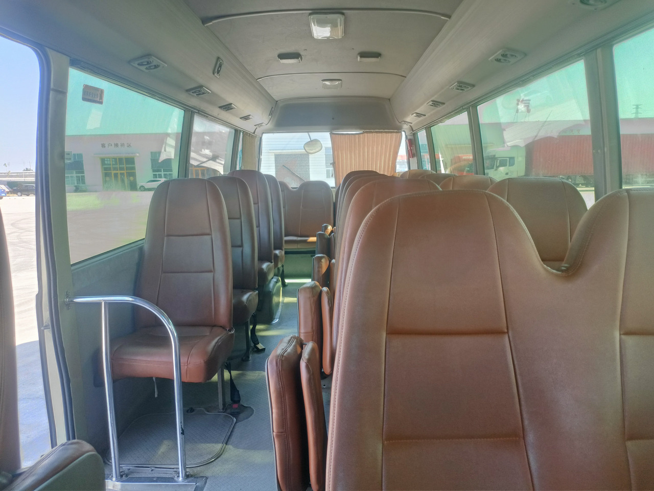 Minibús, Furgoneta de pasajeros TOYOTA Coaster passenger bus 29 seats: foto 8