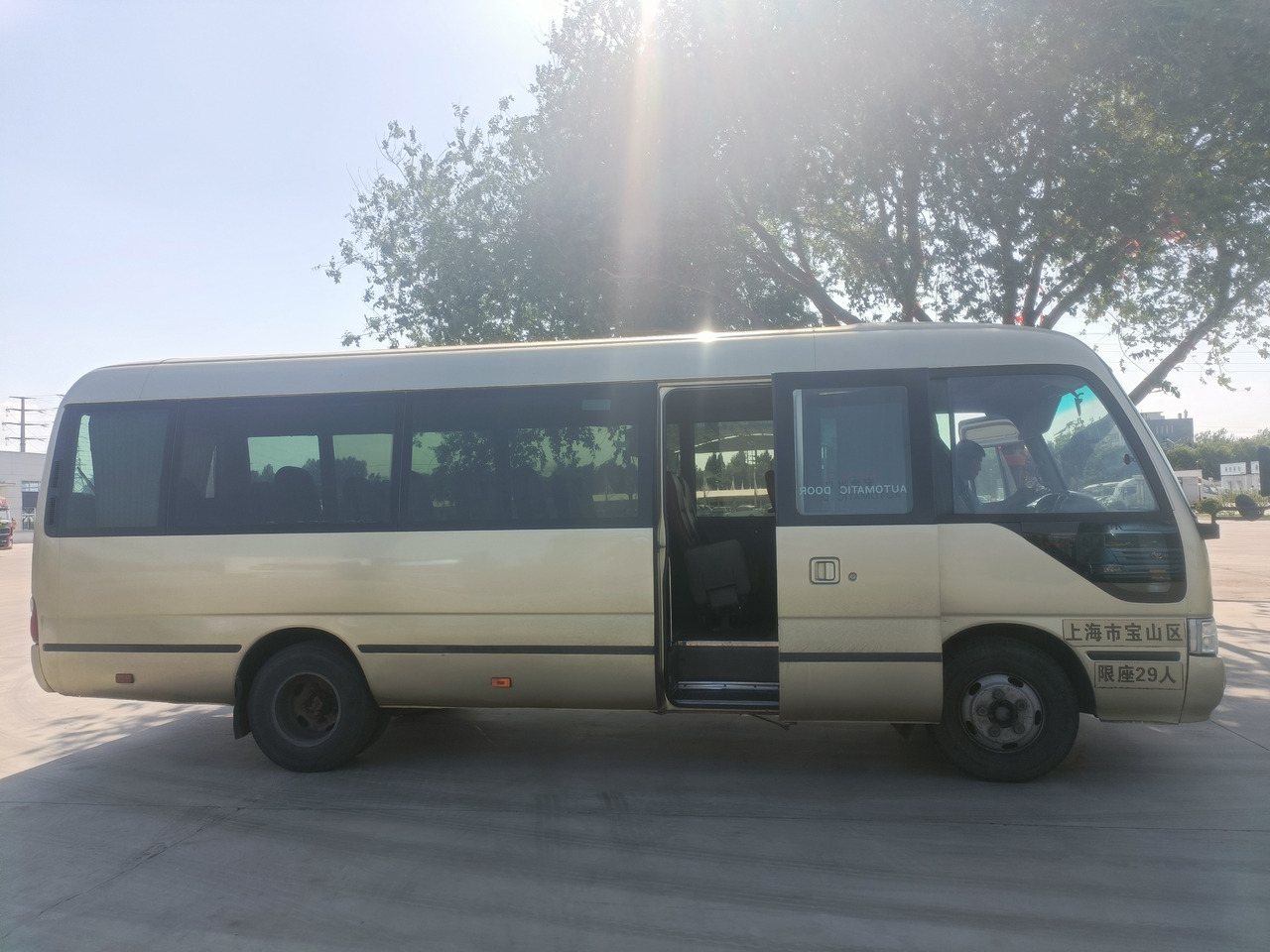 Minibús, Furgoneta de pasajeros TOYOTA Coaster passenger bus 29 seats: foto 7