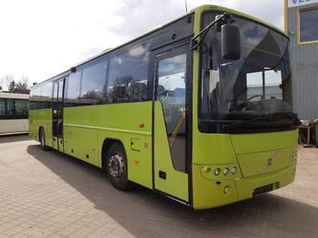 Autobús suburbano VOLVO B12B 8700 CLIMA, HANDICAP LIFT; 13 m; 49 seats; EURO 5: foto 1
