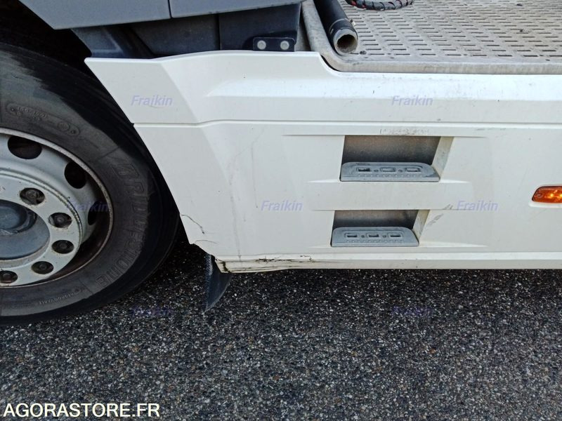 Cabeza tractora DAF CF 480 4X2 FT E6 / ES463VD / 2017 / 721045 kms
