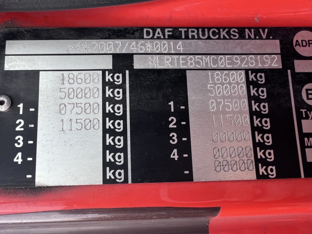 Cabeza tractora DAF CF 85.360 4X2 EURO 5 MEGA: foto 9