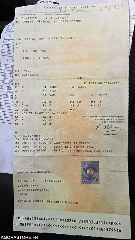 Cabeza tractora IVECO CAM - 2003 - 213734 KM - BY-253-GK