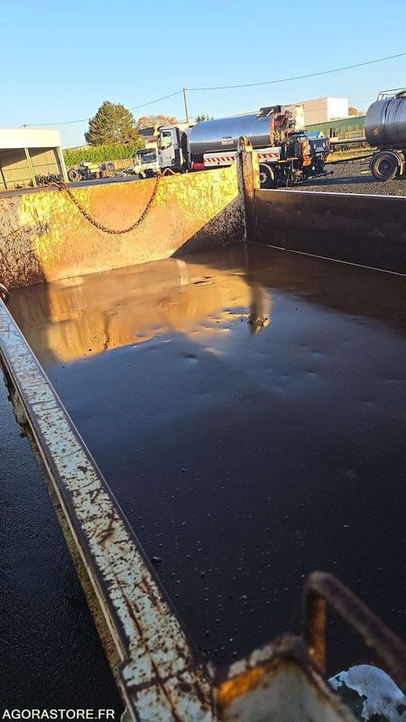 Cabeza tractora IVECO CAM - 2003 - 213734 KM - BY-253-GK