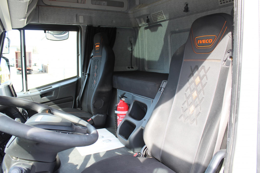 Cabeza tractora Iveco AT 460 E6  Retarder   ACC   LDW   Hydraulik