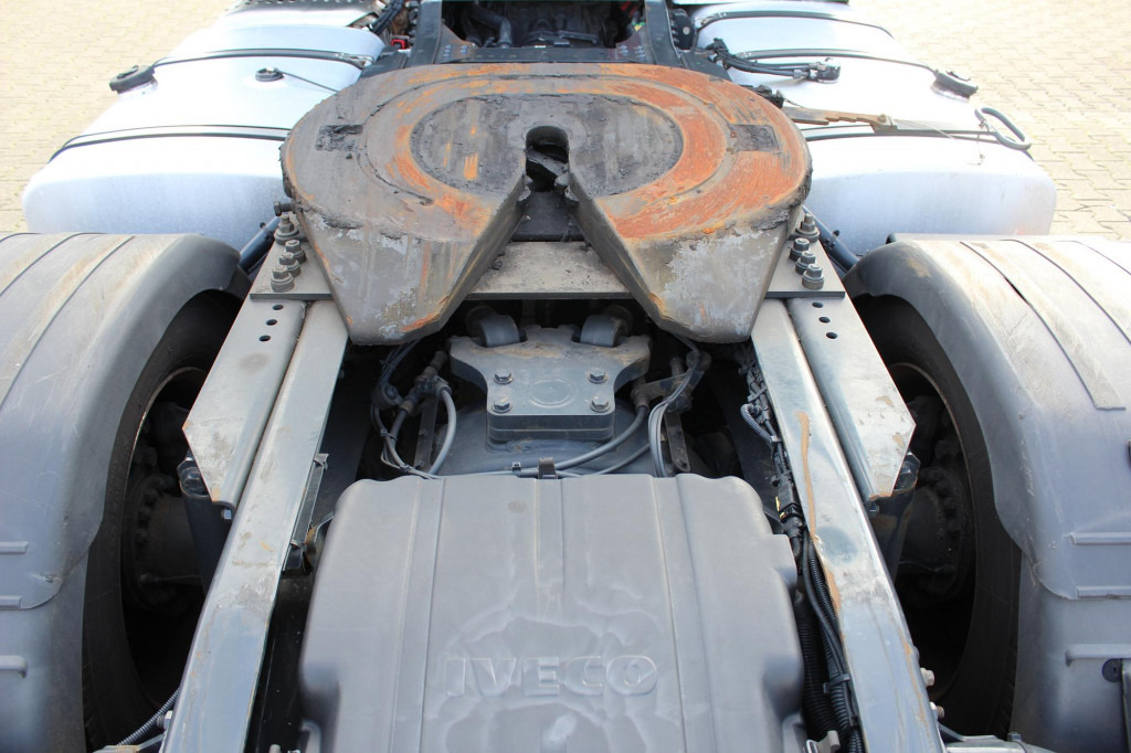 Cabeza tractora Iveco S-Way 510 Retarder Alufelgen Navi 2 x Kühlbox