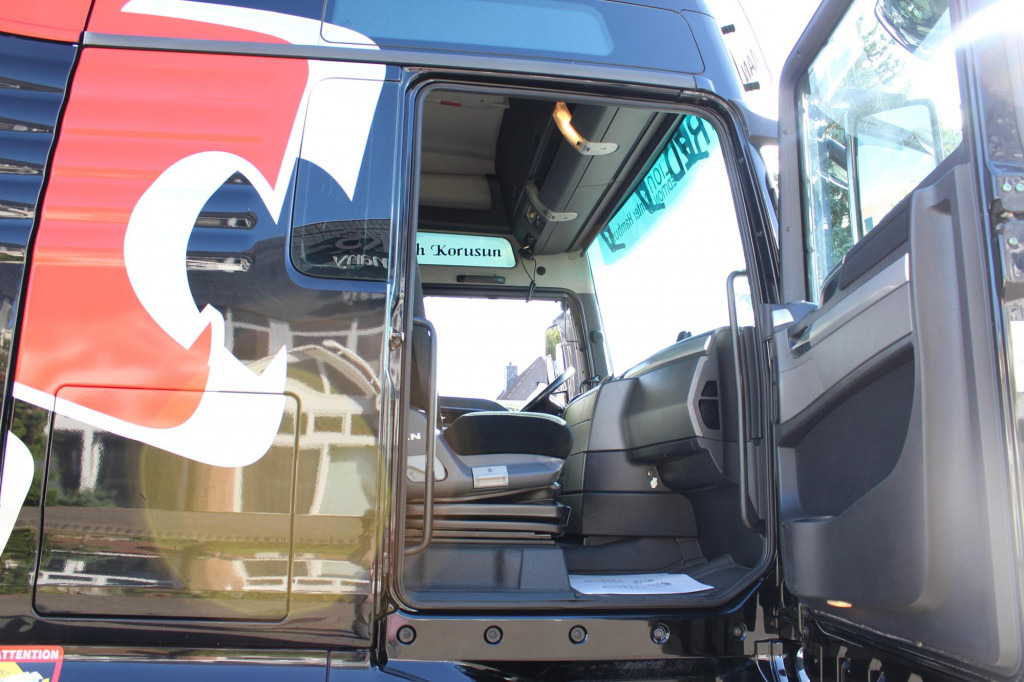 Cabeza tractora MAN TGX 18.480 XXL  Retarder Standheizung