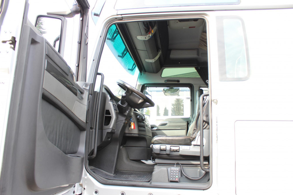 Cabeza tractora MAN TGX 480 XXL  Retarder  Standklima  2Tanks Leder