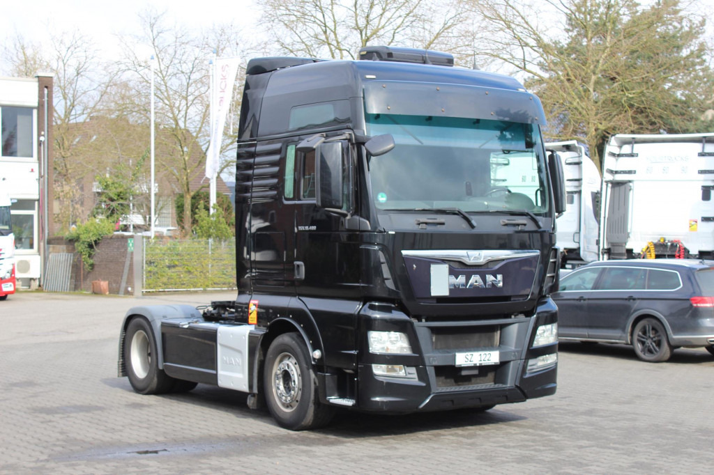 Cabeza tractora MAN TGX 480 XXL  Retarder  Standklima  2Tanks  Navi