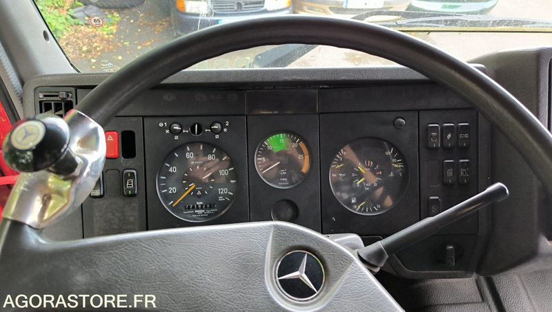 Cabeza tractora MERCEDES 1935 SB - 1989 - 771829kms