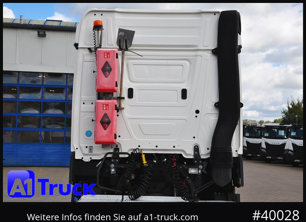 Cabeza tractora MERCEDES-BENZ 1843 StreamSpace GGVS ADR FL AT