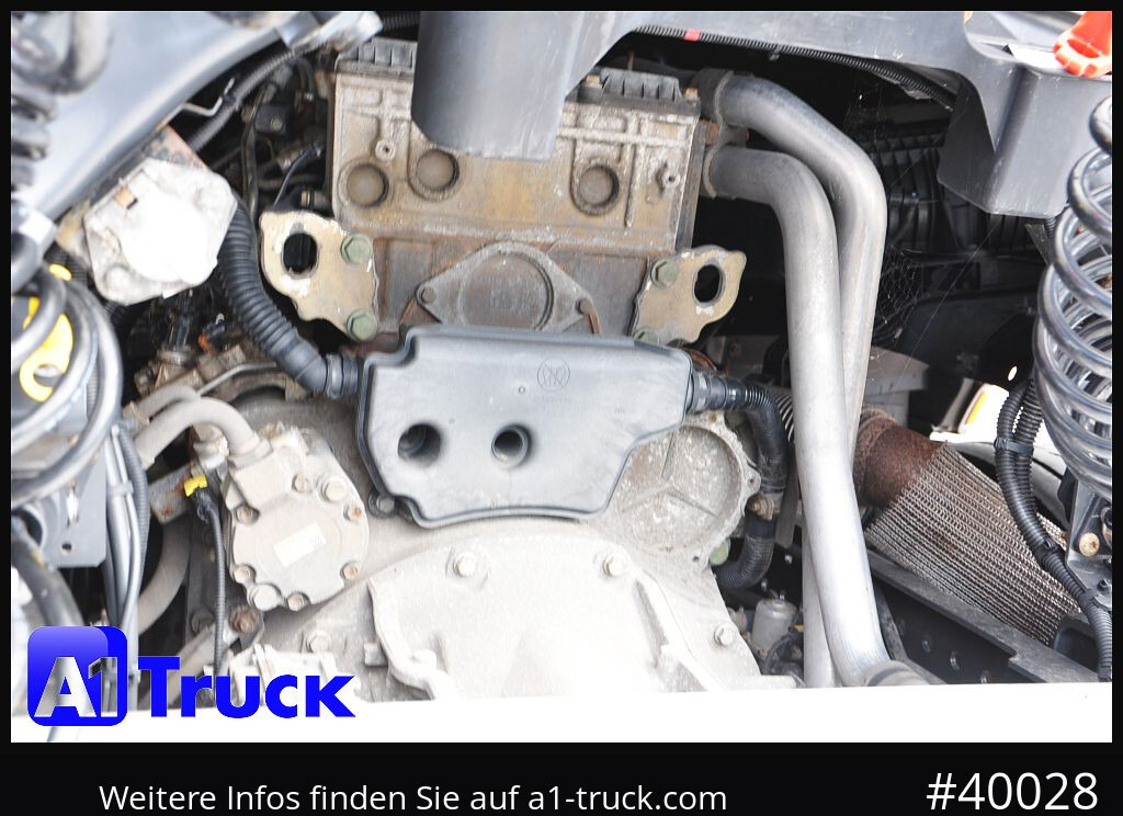 Cabeza tractora MERCEDES-BENZ 1843 StreamSpace GGVS ADR FL AT